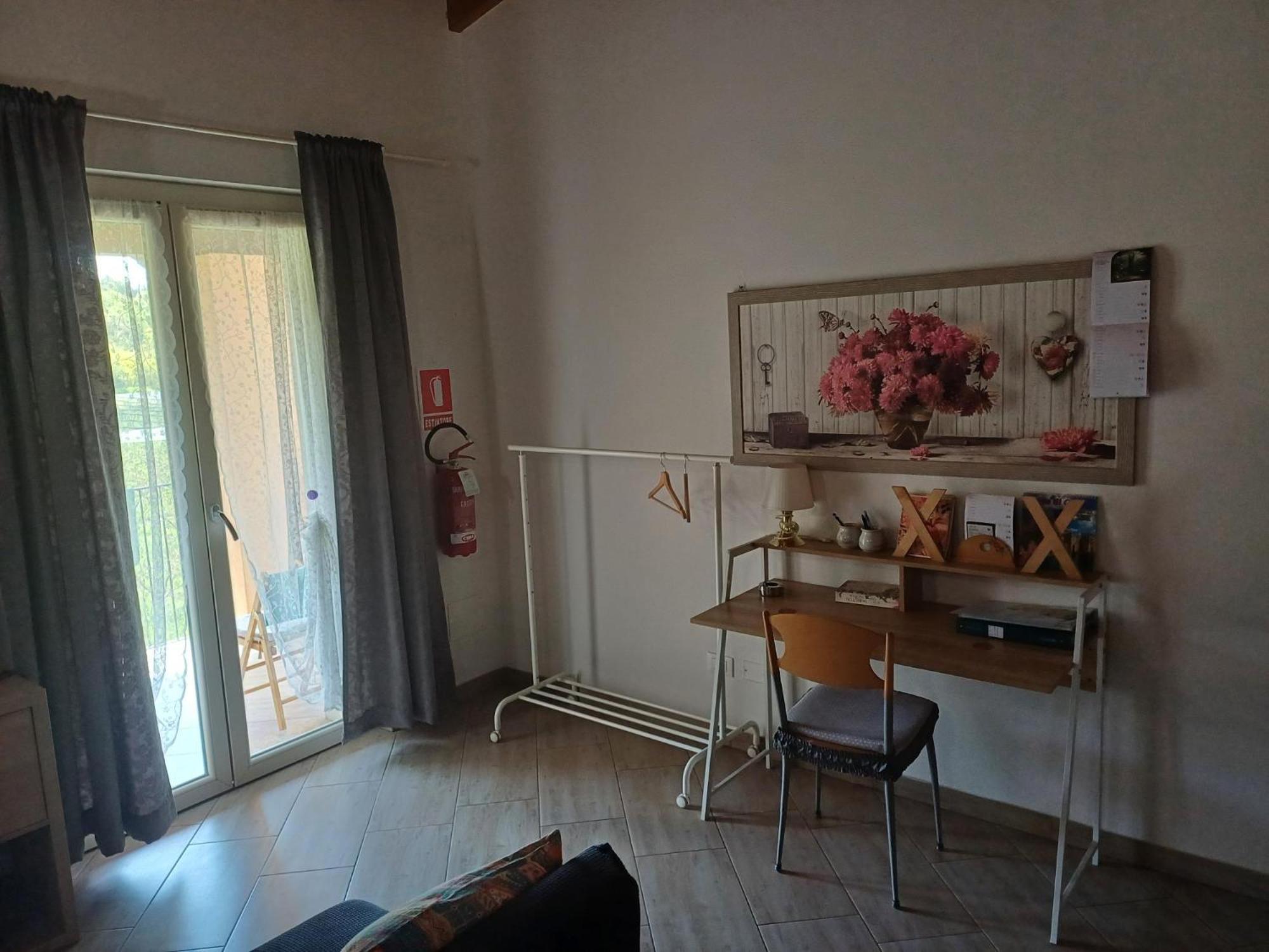 Апартаменти Cascina Legnago Trilocale A 6 Chilometri Da Salo' Villanuova sul clisi Екстер'єр фото
